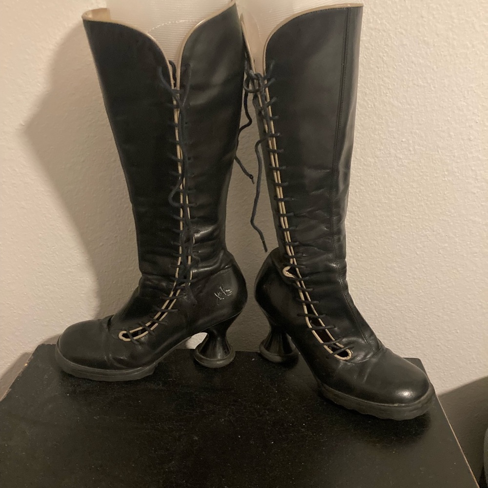 Fluevog Mini Boots Size 7